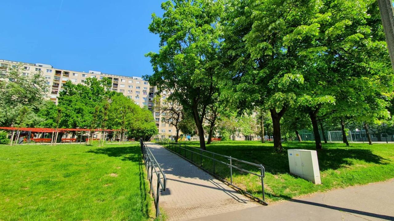 Bella Apartman Debrecen Buitenkant foto