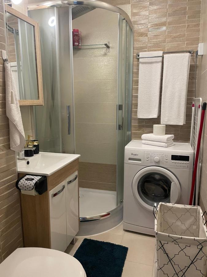 Bella Apartman Debrecen Buitenkant foto