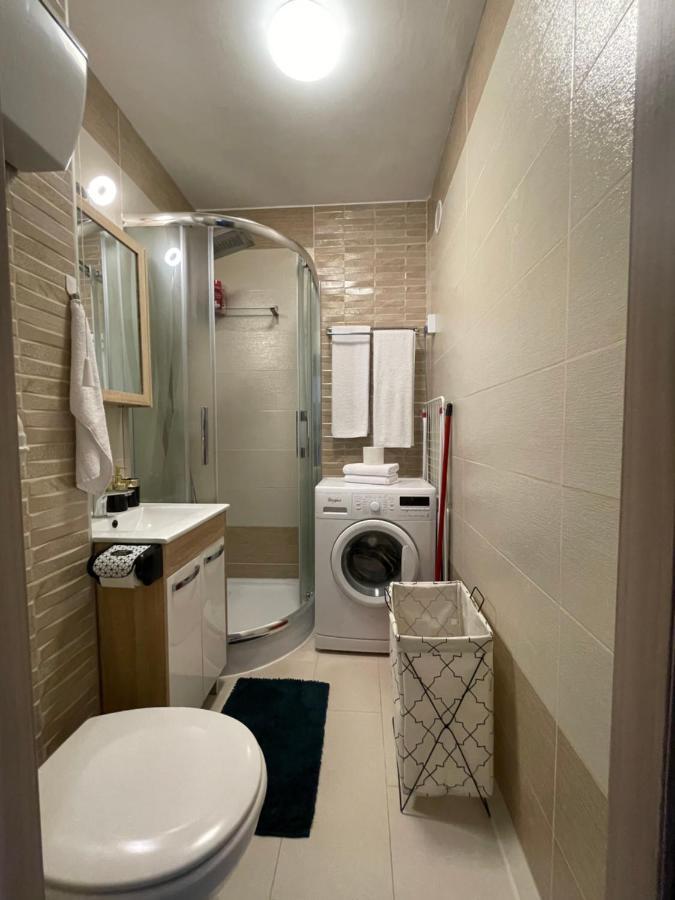Bella Apartman Debrecen Buitenkant foto